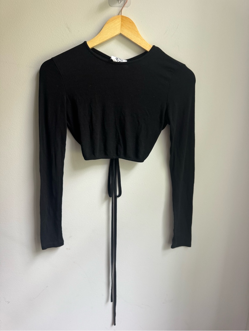 Princess Polly Black Long-Sleeve Cropped Tie-Front Top